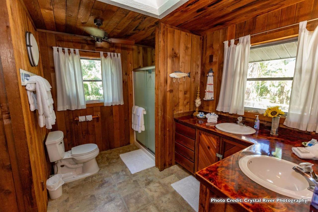 Riverfront Treetop Bungalow Хомосасса Экстерьер фото